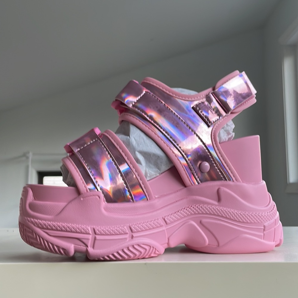 Platform sandals